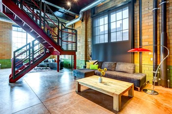 Schmidt Artist Lofts_Lobby - Photo Gallery 6