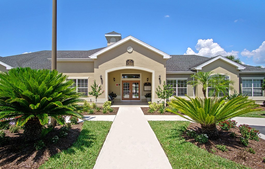 Seven Palms_Leasing Office Exterior