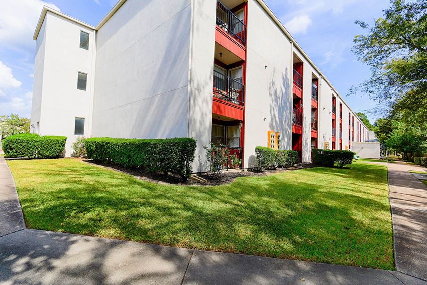 Seville_Property Exterior