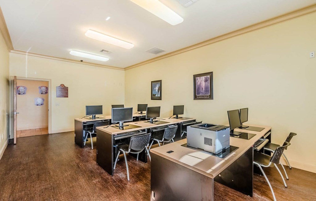 Signature at Southern Oaks_Business Center