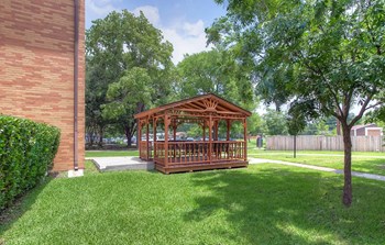 Silver Gardens_Gazebo - Photo Gallery 2