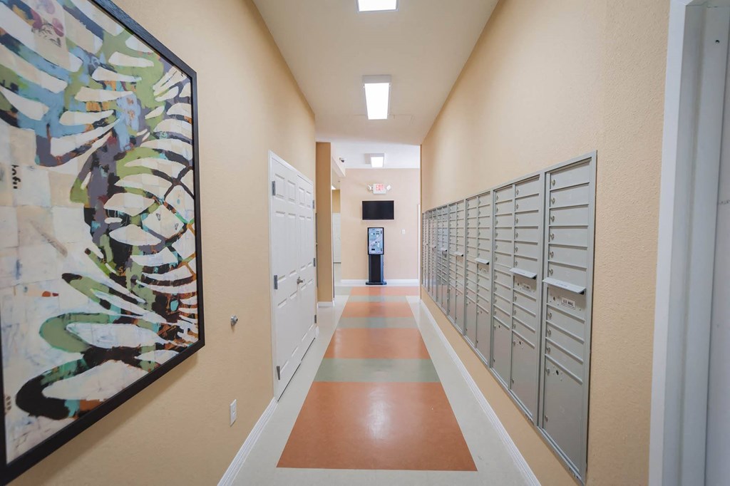 Silver Glen_Mail Center