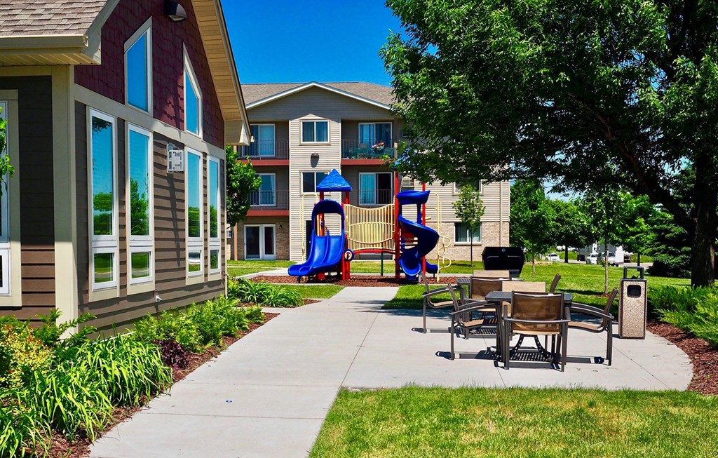 Dominium-Somerset Properties-Patio