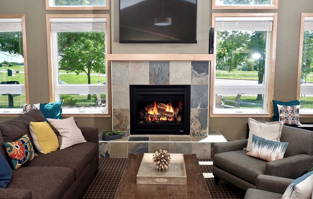 Dominium-Somerset Properties-Community Room