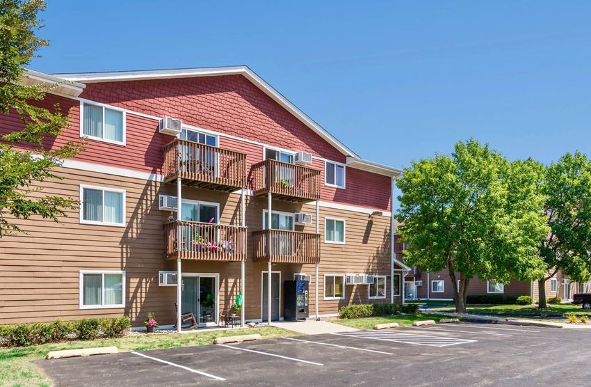 Southwinds_Property Exterior - Photo Gallery