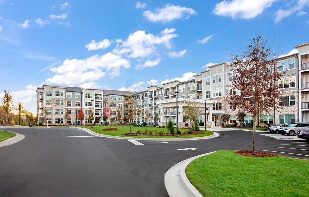 Exterior area at Stonepointe 55+ Apartments, Lithonia