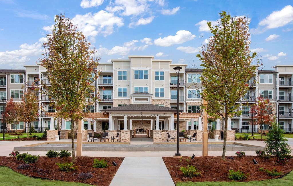 Exterior building at Stonepointe 55+ Apartments, Georgia