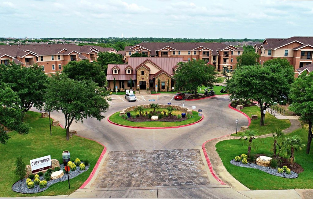 Exterior View at Stoneridge Apartments, Pflugerville