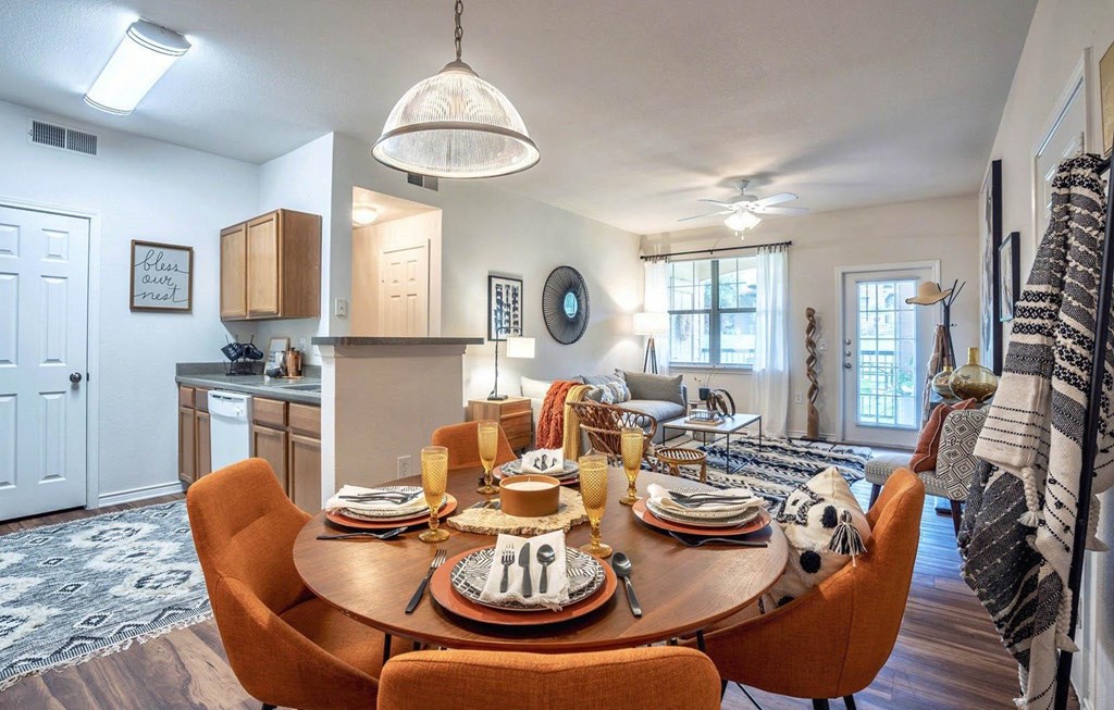 Elegant Dining Space at Stoneridge Apartments, Pflugerville