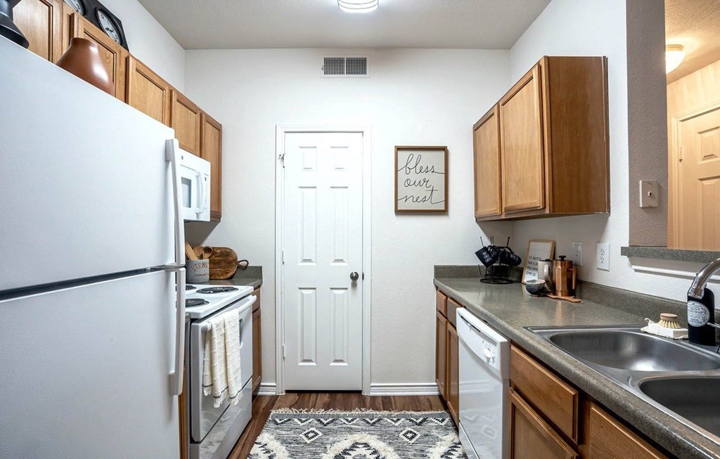 Fully Equipped Kitchen at Stoneridge Apartments, Pflugerville, 78660