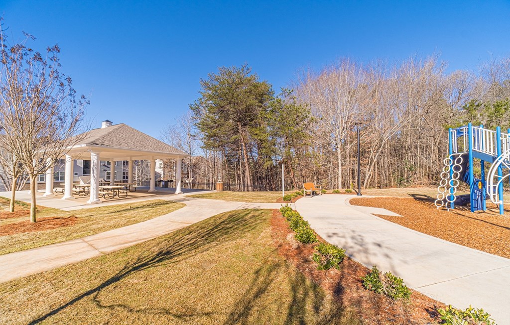 Dominium-Sycamore Ridge-Picnic Area