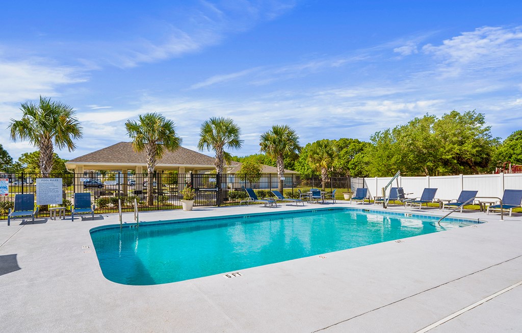 Dominium-Taylor Pointe-Pool