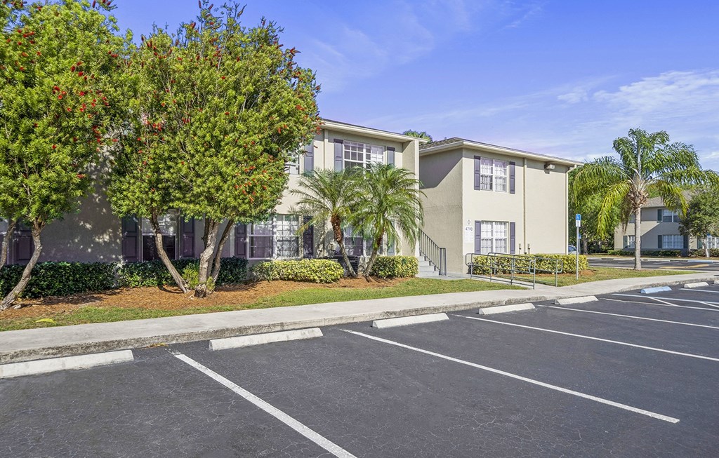 Dominium-Taylor Pointe-Exterior