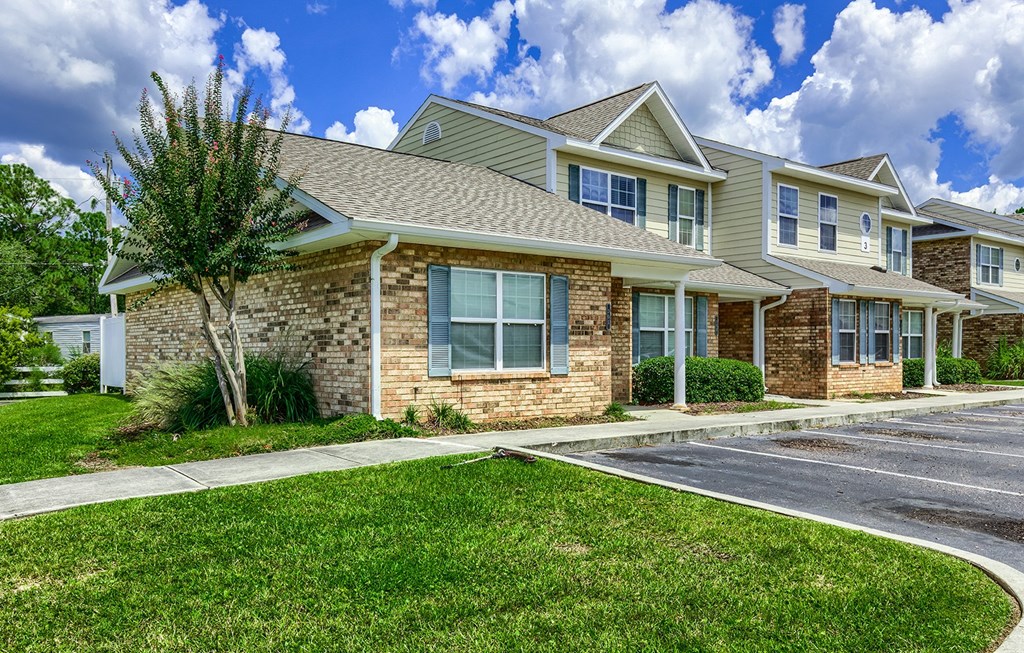 Dominium-Three Rivers Landing-Exterior