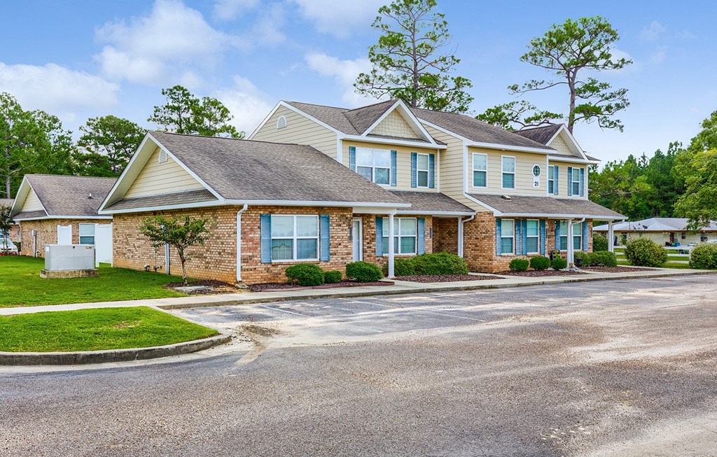 Dominium-Three Rivers Landing-Exterior