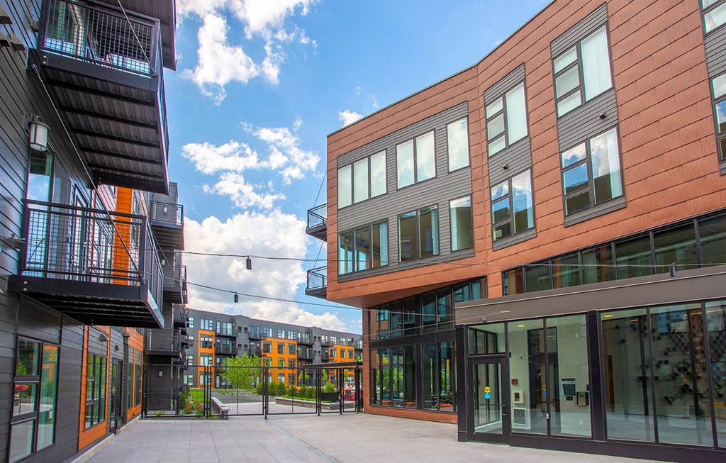 Union Flats_Entrance