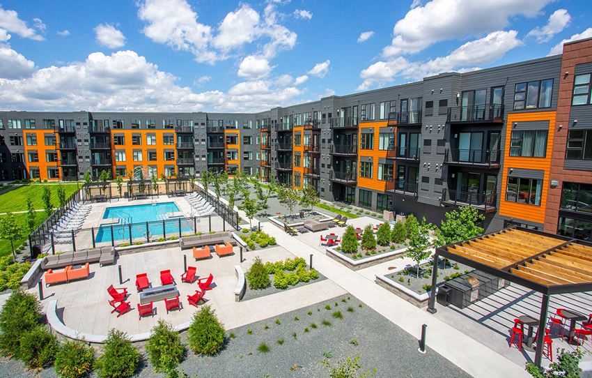 Union Flats_Courtyard - Photo Gallery