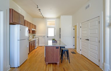 6365 Sibley Avenue Studio-5 Beds Apartment for Rent - Photo Gallery 4