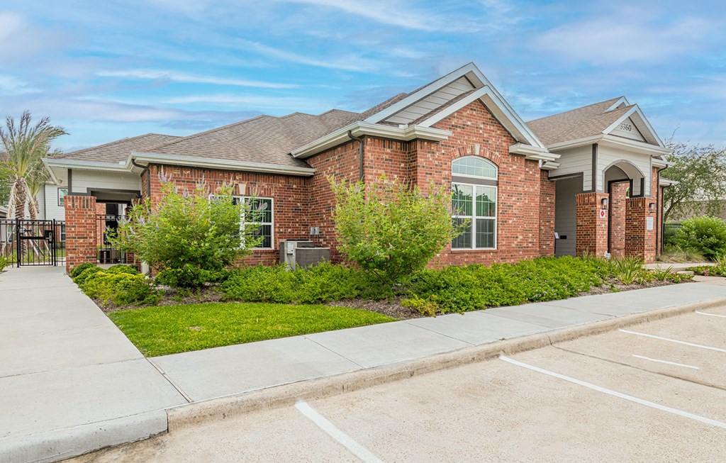 Parking Area at Vermillion Apartments, Houston, TX 77021