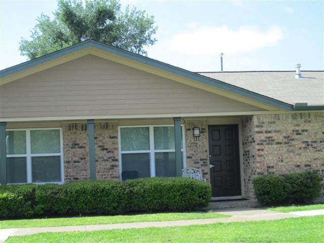 Village of Kaufman_Exterior