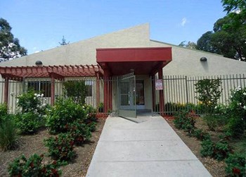 Westview Terrace_Leasing Office - Photo Gallery 5