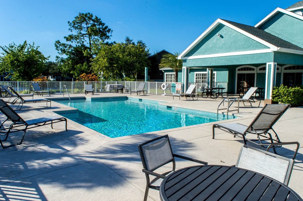 Whistlers Green_Pool