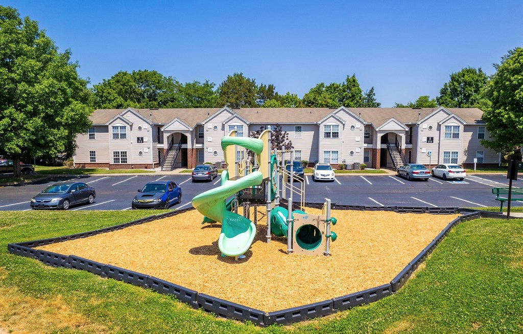 Dominium-Willow Creek-Playground