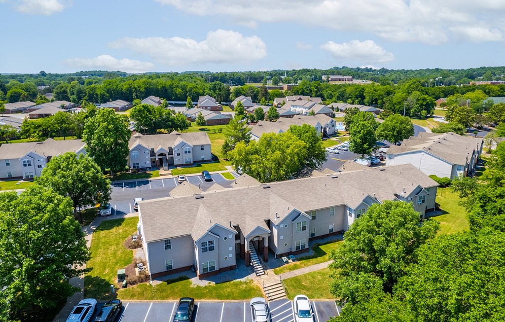 Dominium-Willow Creek-Aerial Exterior