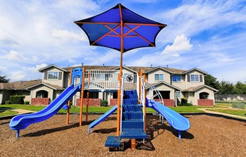 Woodlands of Beaumont_Playground - Photo Gallery 3