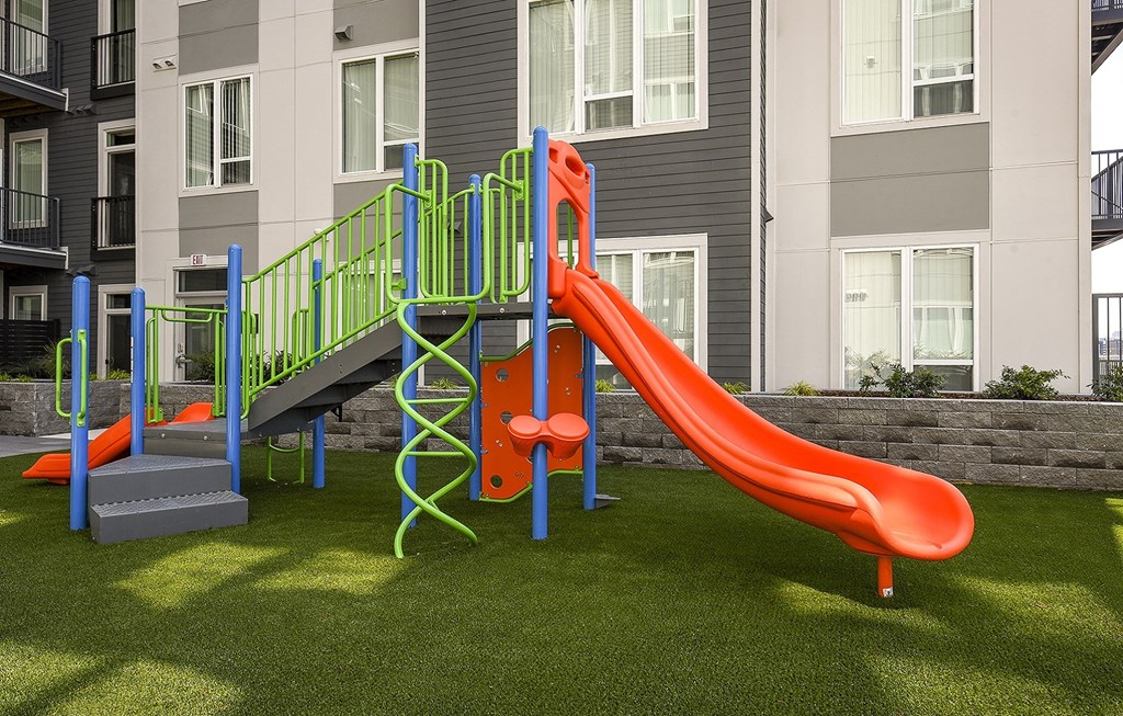 Playground at 900 at Cleveland Park Apartments, Nashville