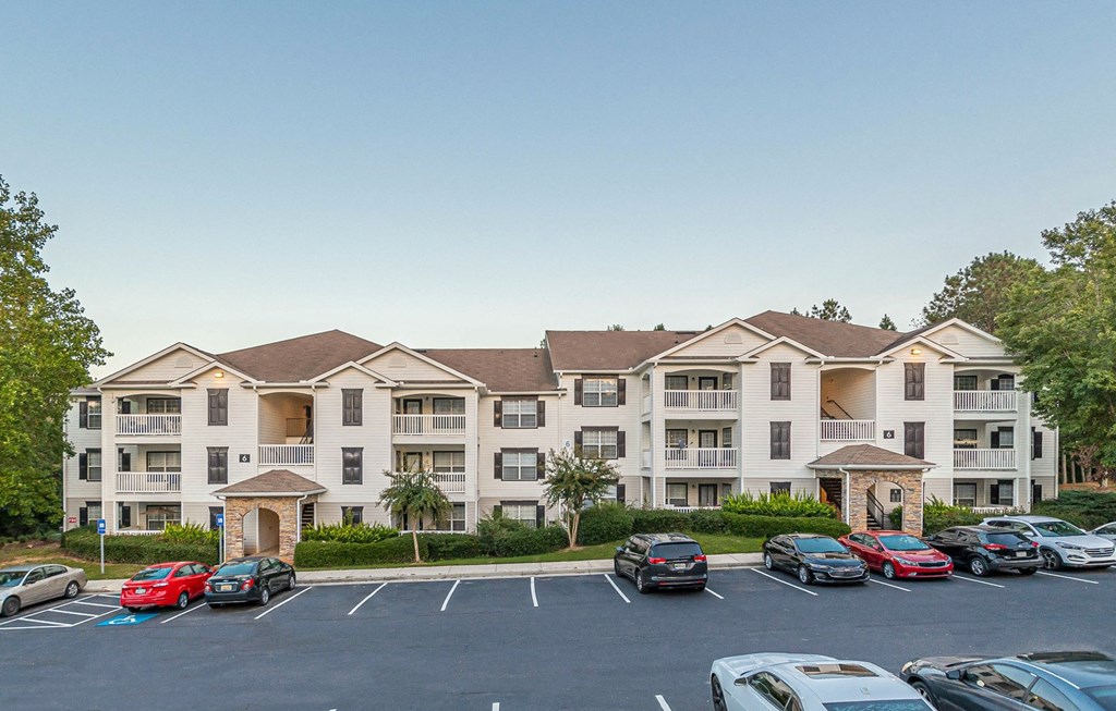 Dominium_Alexander at Stonecrest_Building Exterior