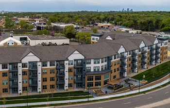 Brighton Oaks Apartments 617 8th Ave Nw New Brighton Mn Rentcafe