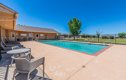 Dominium_Cathys Pointe_Pool.png