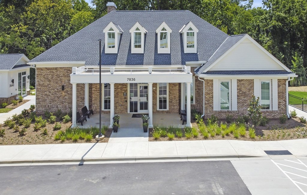 Leasing office at Creekridge on the Park Apartments, Charlotte