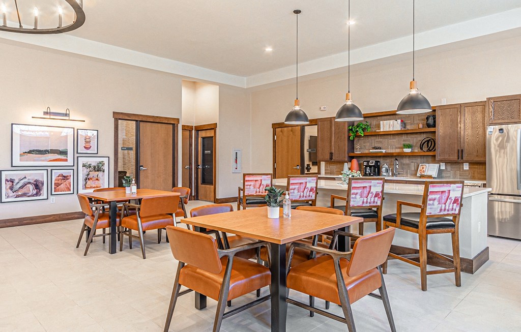 Dominium_Hickory Manor_Community Kitchen-Dining Area