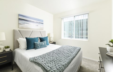 Dominium_Juniper Square_Bedroom 2.jpg