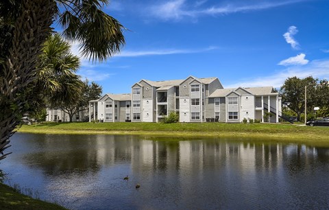 Dominium_Lucille_Exterior Pond.jpg