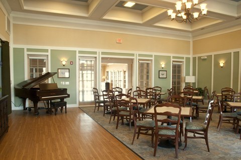 Dining Area at Belle at Bay Colony 55+ Apartments, Dickinson Texas