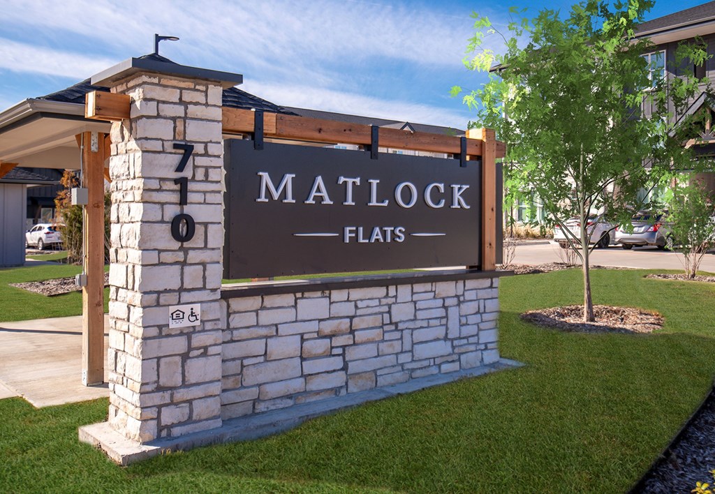 Property Signage at Matlock Flats, Arlington, TX 76001