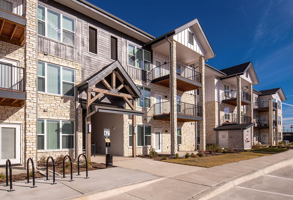 Building Exterior at Matlock Flats, Arlington Texas