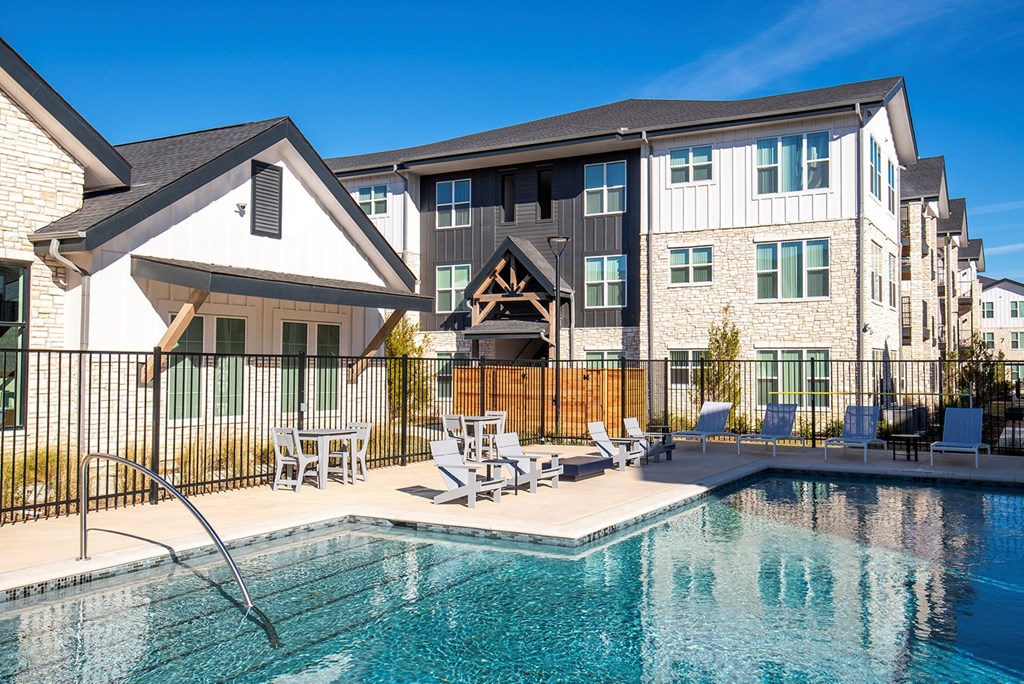 Pool at Matlock Flats, Arlington, TX 76001