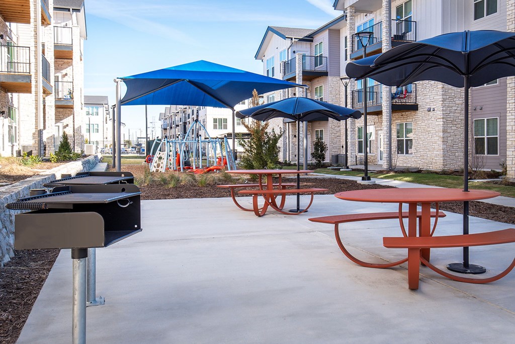 BBQ Area at Matlock Flats, Arlington, TX 76001