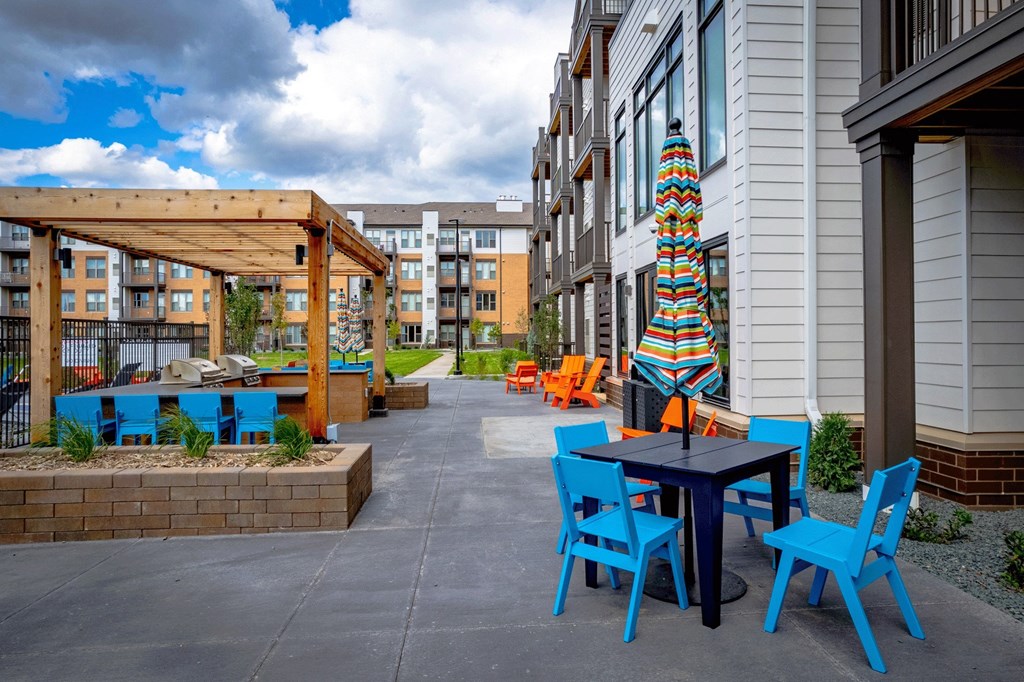Outdoor Patio at Orville Commons, Woodbury, MN 55129
