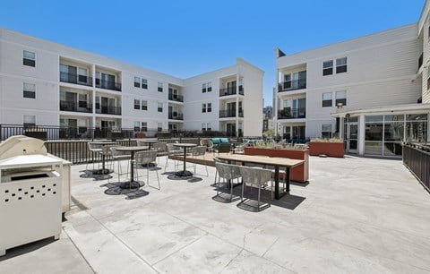 Dominium_Park Avenue West_Rooftop1