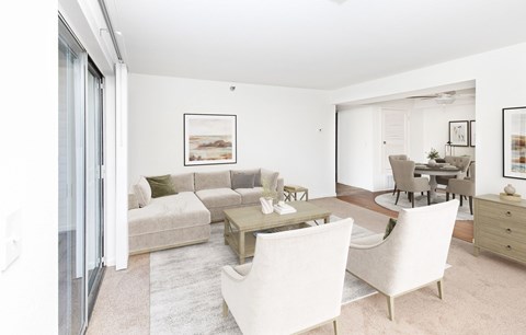 Dominium_RiverEast_Living Room.jpg