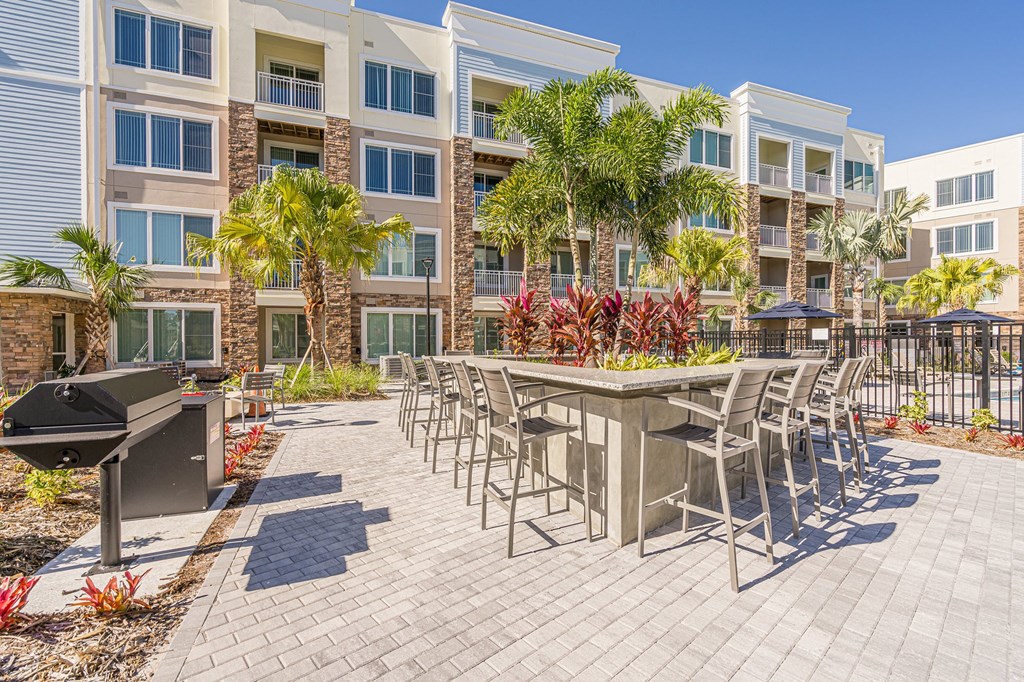 Exterior community view at Sandpiper Glen 62+ Apartments, Florida