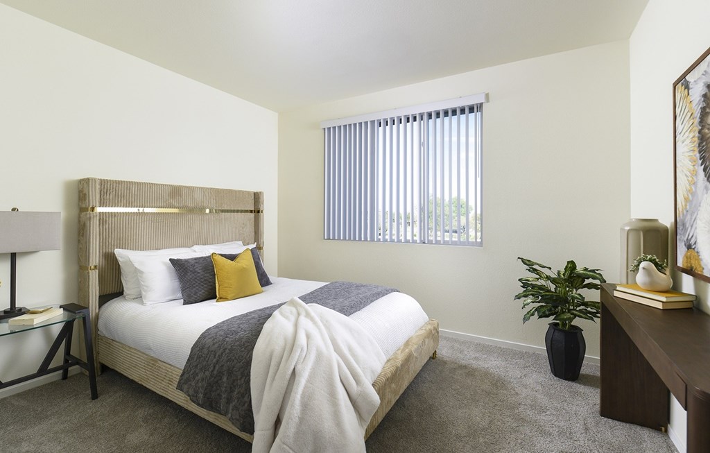 Dominium_Suncrest Vista_Bedroom 2.jpg