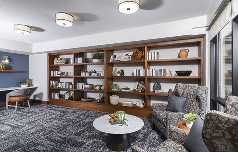 Dominium_Suncrest Vista_Business Center.jpg