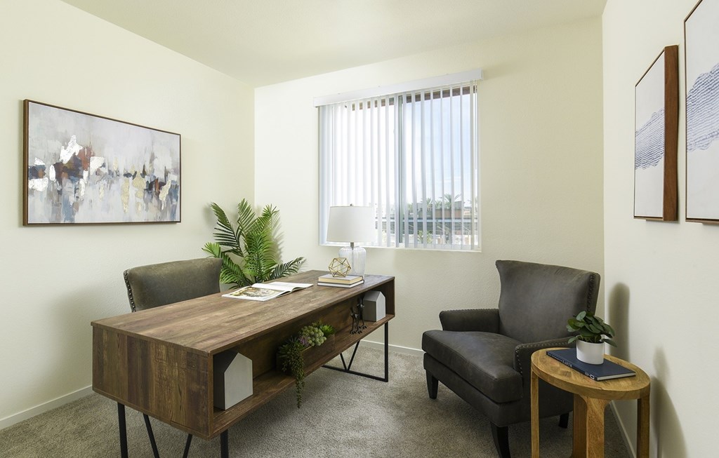 Dominium_Suncrest Vista_Den.jpg