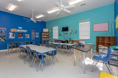 Dominium_Sunrise_Kids Room.jpg